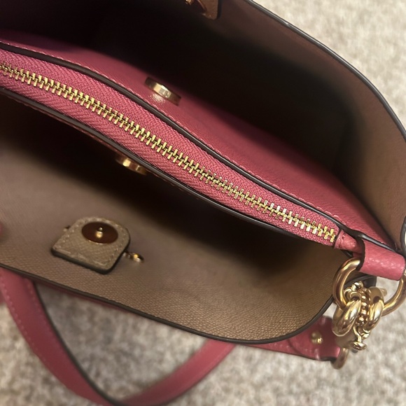 Coach bucket bag limited edition collection - Picture 3 of 10